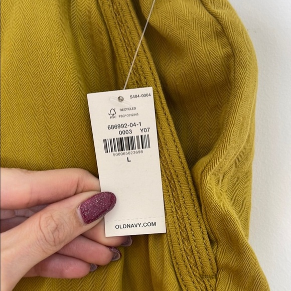 NWT Old Navy Yellow Cargo Pants Relaxed Fit Elastic Waistband - Picture 3 of 6